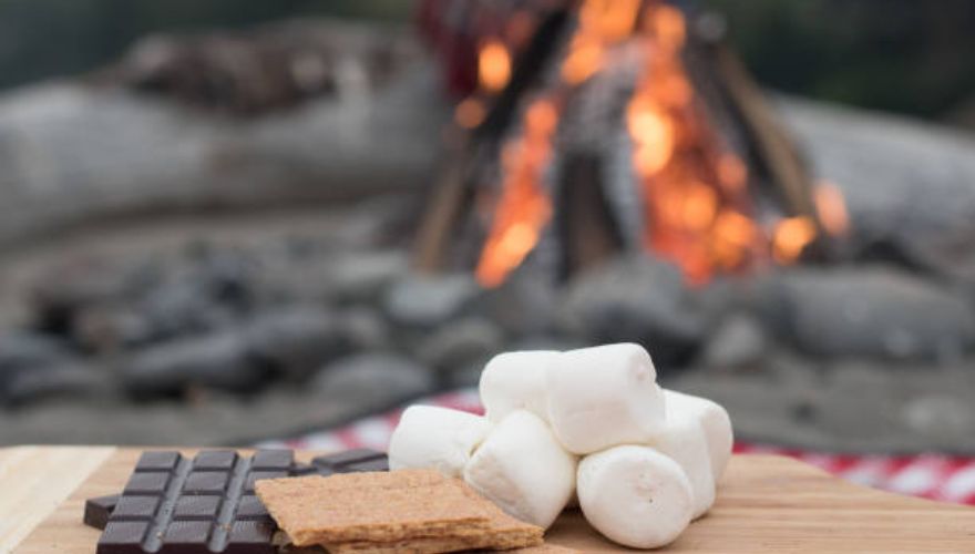 Oven S'mores: Turning Your Kitchen into a Campfire