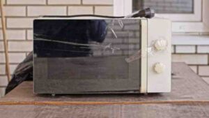 What to Do with Broken Microwave Ovens