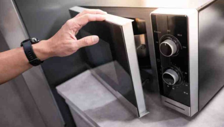 How to Unlock LG Microwave Oven