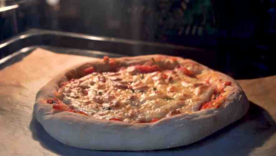 Can You Really Make Pizza in a Microwave? Easy Steps Without Convection